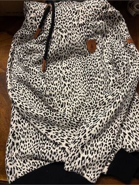 Wanakome Black and Cream Leopard Print Jacket